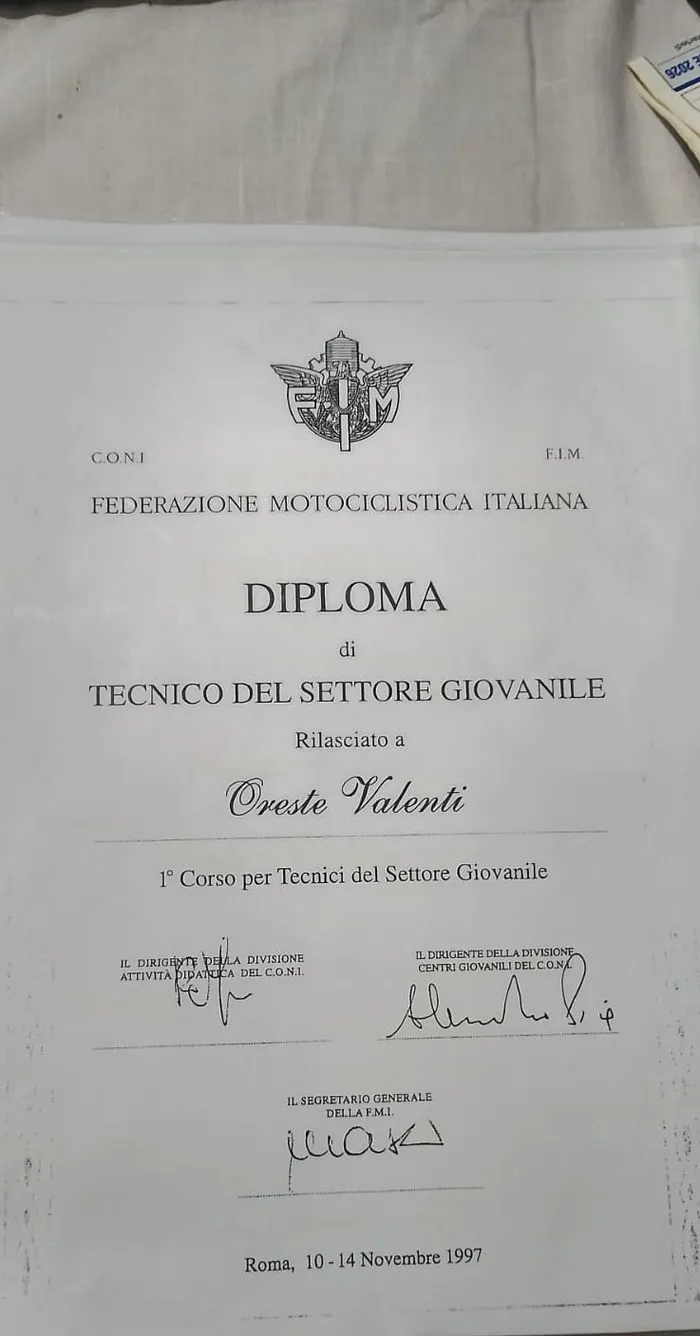 Diploma FMI di Tecnico del settore giovanile rilasciato a Oreste Valenti, Roma 1997